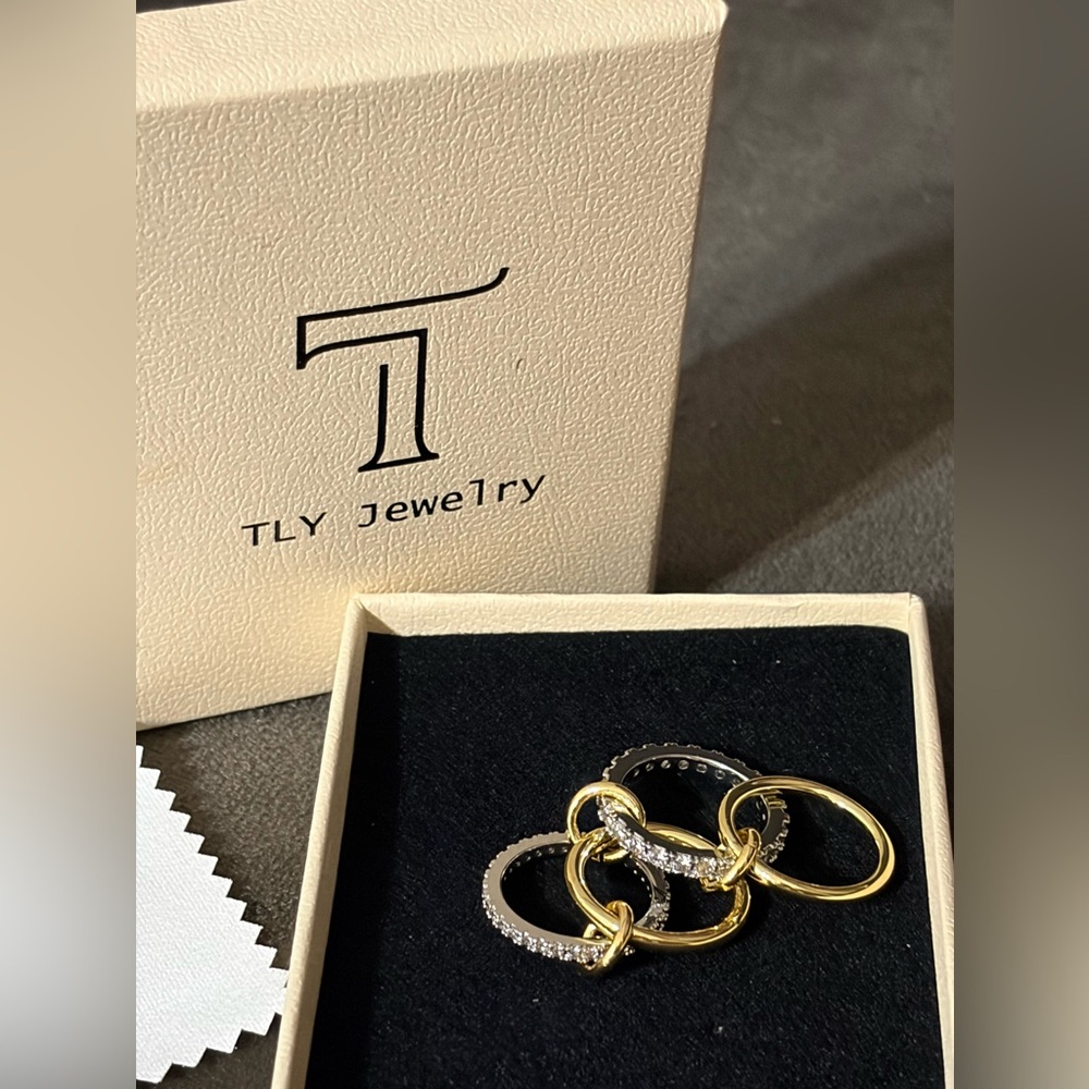 Gold and Silver Interlocking Rings Set